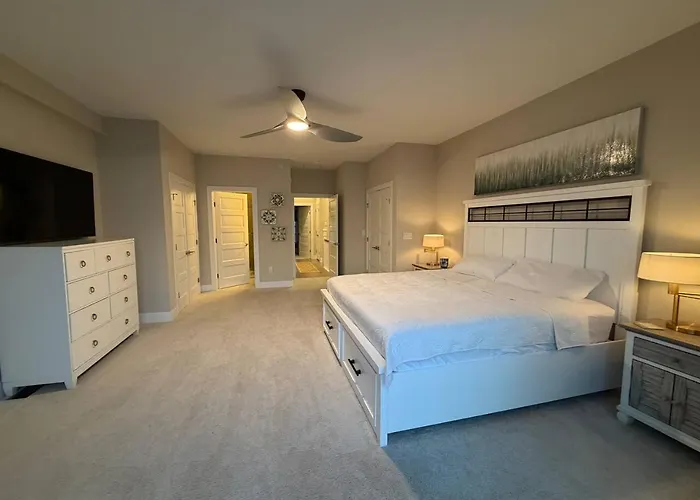 Luxury Bayfront Retreat - Exclusive Waterfront * Ocean City