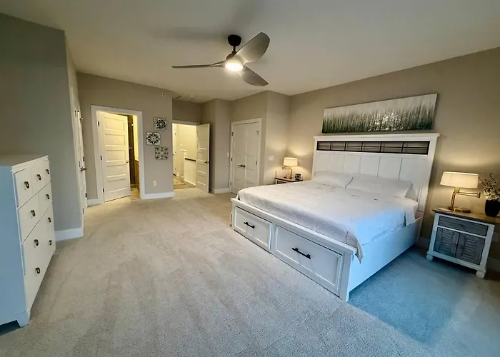 Holiday home Luxury Bayfront Retreat - Exclusive Waterfront *