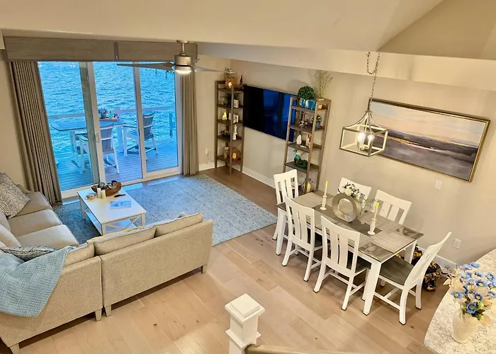 Holiday home Luxury Bayfront Retreat - Exclusive Waterfront